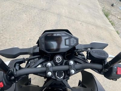 2025 Kawasaki Z500 ABS - Photo 10