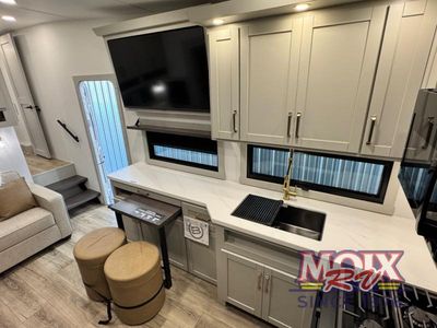 2026 Brinkley Model Z - Photo 35