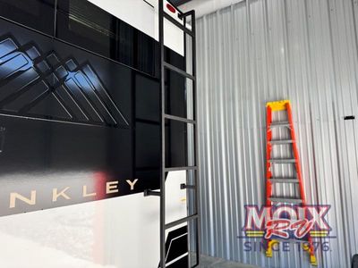 2026 Brinkley Model Z - Photo 26