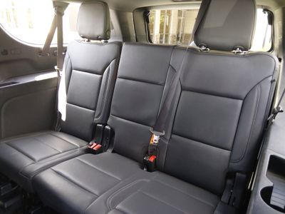 2025 Chevrolet Suburban - Photo 18