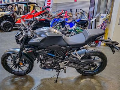2025 Honda CB300R - Photo 6