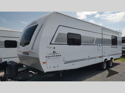 2025 Coachmen RV Freedom Express Ultra Lite - Photo 2