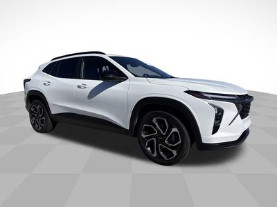 2025 Chevrolet Trax - Photo 4