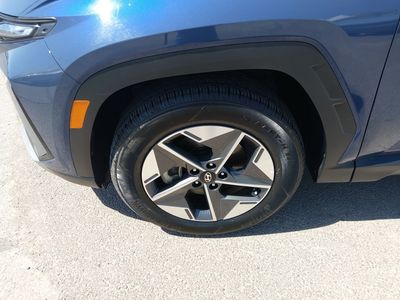 2025 Hyundai Tucson — photo 10 view