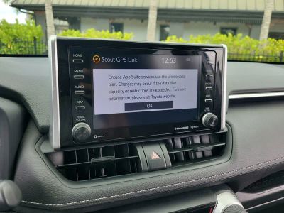2019 Toyota RAV4 — photo 22 view
