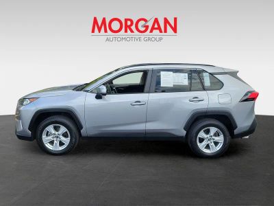 2019 Toyota RAV4 — photo 7 view