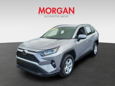 2019 Toyota RAV4 — photo 8 view