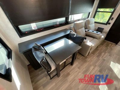 2025 Jayco North Point - Photo 16