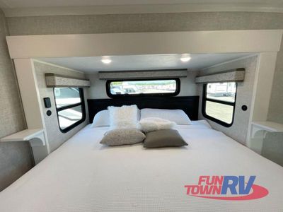2025 Jayco North Point - Photo 33