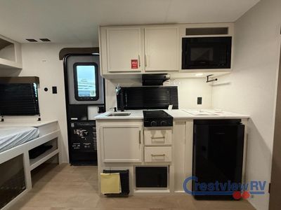 2026 Grand Design Transcend One - Photo 15