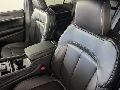 2025 Jeep Grand Cherokee — photo 11 view