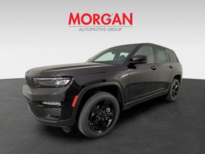 2025 Jeep Grand Cherokee — side profile view