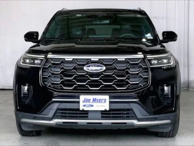2025 Ford Explorer - Photo 3