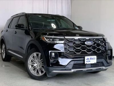 2025 Ford Explorer - Photo 1