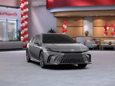 2026 Toyota Camry - Photo 18