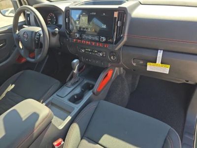 2026 Nissan Frontier — photo 11 view