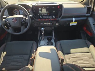 2026 Nissan Frontier — photo 12 view