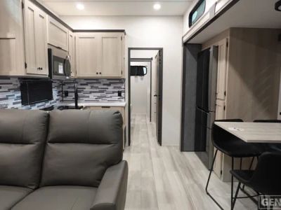 2026 Prime Time RV LaCrosse Destination Trailer - Photo 6
