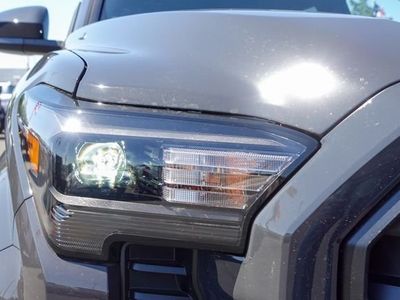 2026 Toyota Tacoma - Photo 4