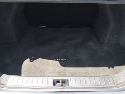 2024 Nissan Versa - Photo 11