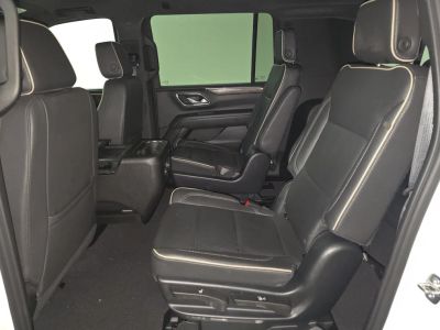 2023 Chevrolet Suburban — photo 9 view