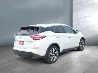 2015 Nissan Murano — engine compartment view