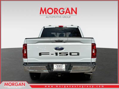2022 Ford F-150 — interior view