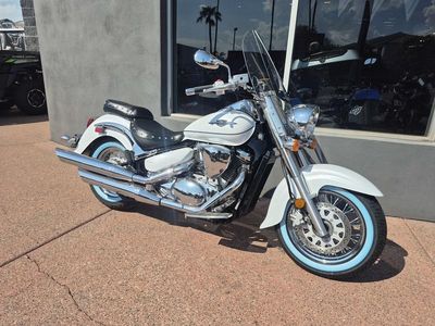 2025 Suzuki Boulevard C50T Special - Photo 3