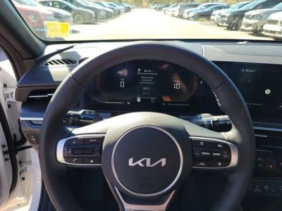 2026 Kia K5 — photo 13 view