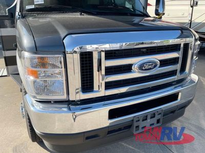 2025 Coachmen RV Freelander - Photo 4