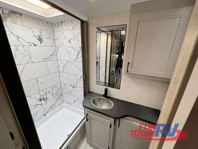 2025 Coachmen RV Freelander - Photo 19
