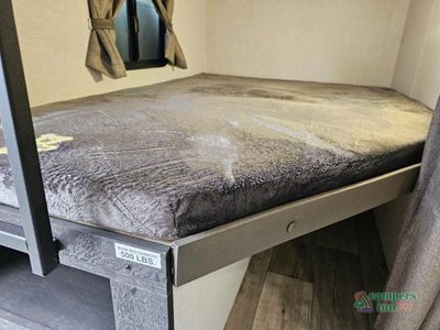 2025 Venture RV Sienna - Photo 42