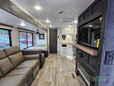 2025 Venture RV Sienna - Photo 10