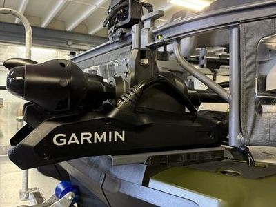 2025 Sea-Doo Switch Fish 18 - 170 hp Galvanized — photo 10 view