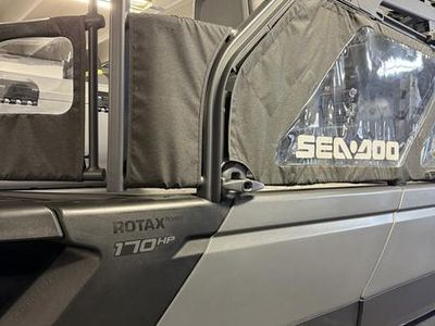 2025 Sea-Doo Switch Fish 18 - 170 hp Galvanized — detail view