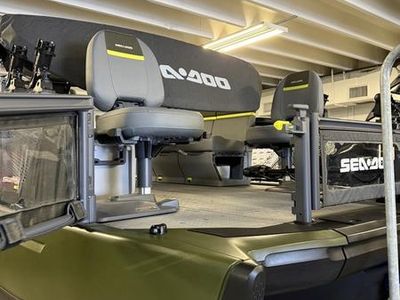 2025 Sea-Doo Switch Fish 18 - 170 hp Galvanized — photo 11 view