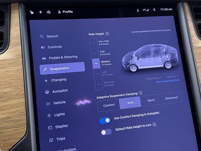 2020 Tesla Model X - Photo 15