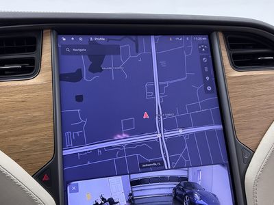 2020 Tesla Model X - Photo 12