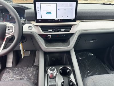 2026 Ford Explorer — photo 28 view
