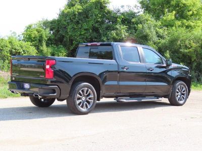 2021 Chevrolet Silverado 1500 — rear three-quarter view