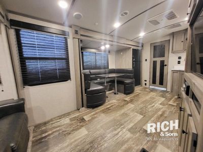 2020 Keystone Outback Ultra Lite - Photo 7