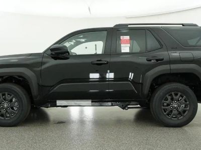 2026 Toyota 4Runner - Photo 18