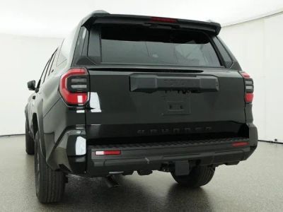 2026 Toyota 4Runner - Photo 13