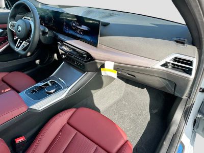 2026 BMW 3 Series — photo 24 view