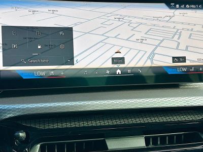 2026 BMW 3 Series — photo 10 view