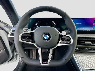 2026 BMW 3 Series — photo 8 view