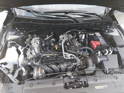 2024 Nissan Altima — photo 9 view