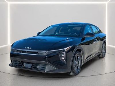 2026 Kia K4 — side profile view