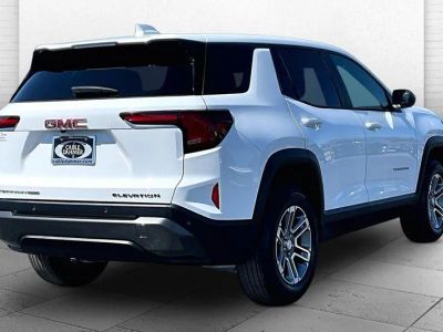 2025 GMC Terrain — detail view