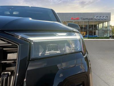 2026 Audi Q7 — photo 9 view